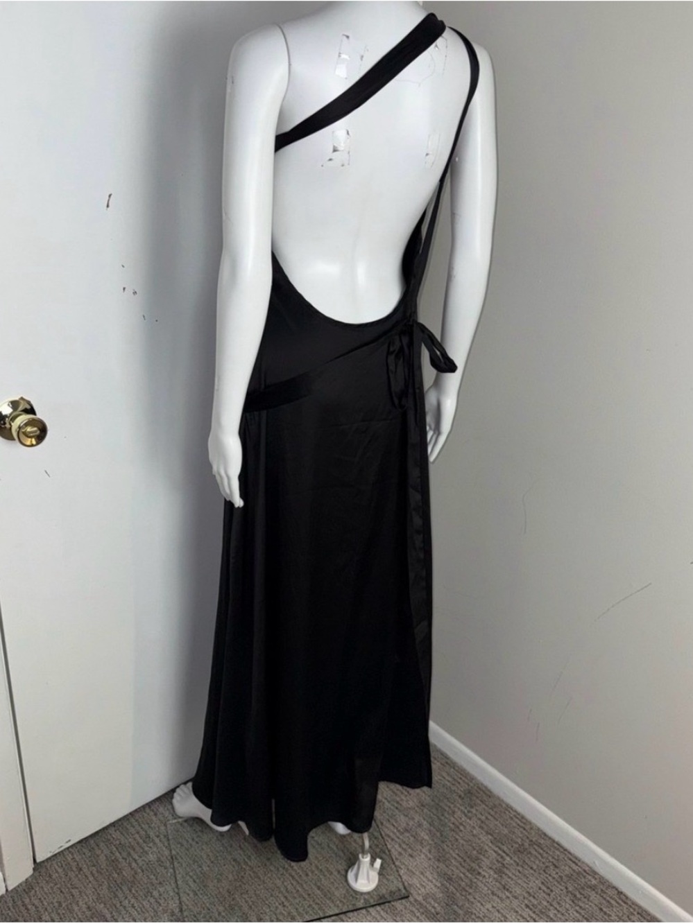 Commense Black Satin One Shoulder Backless Maxi Dress Evening Gown Minimalist - Picture 10 of 12
